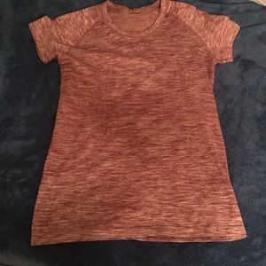 Lululemon swiftly tee size 10